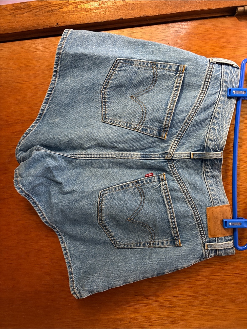 Levi's Light Blue Women's Denim Jean Shorts - Picture 2 of 3